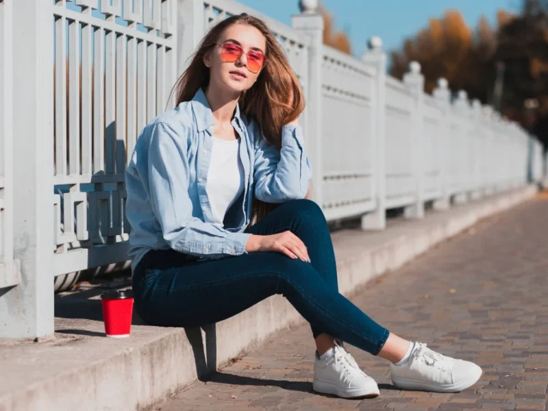 what shoes to wear with jeans