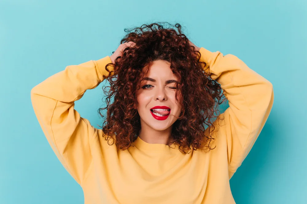 how to sleep with frizzy hair