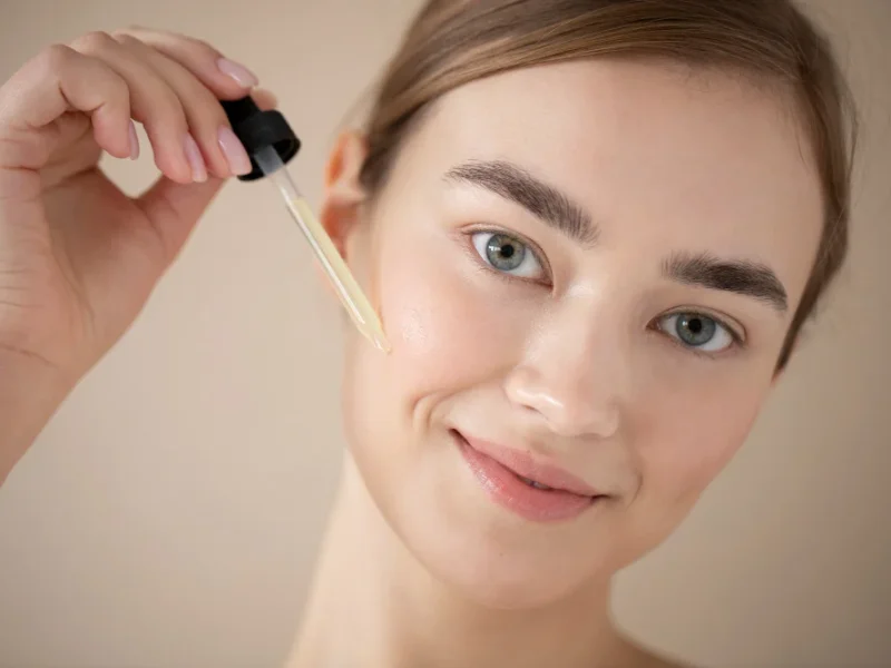 what does retinol do